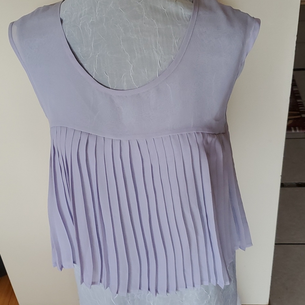Lavender Top - Picture 2 of 12